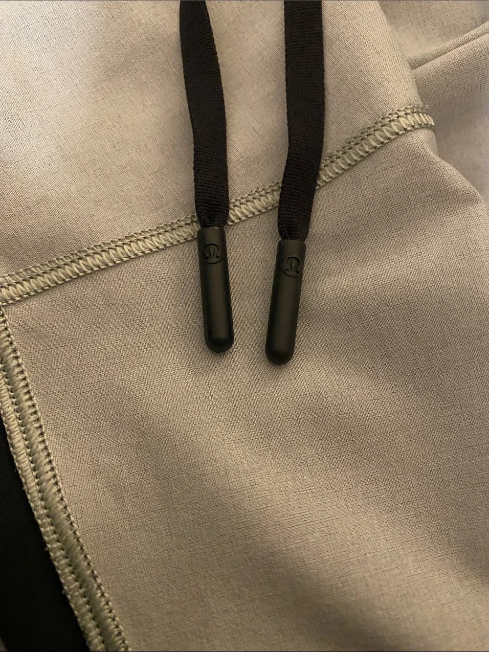 lululemon athletica Surge Shorts 4” Gray Men’s Medium